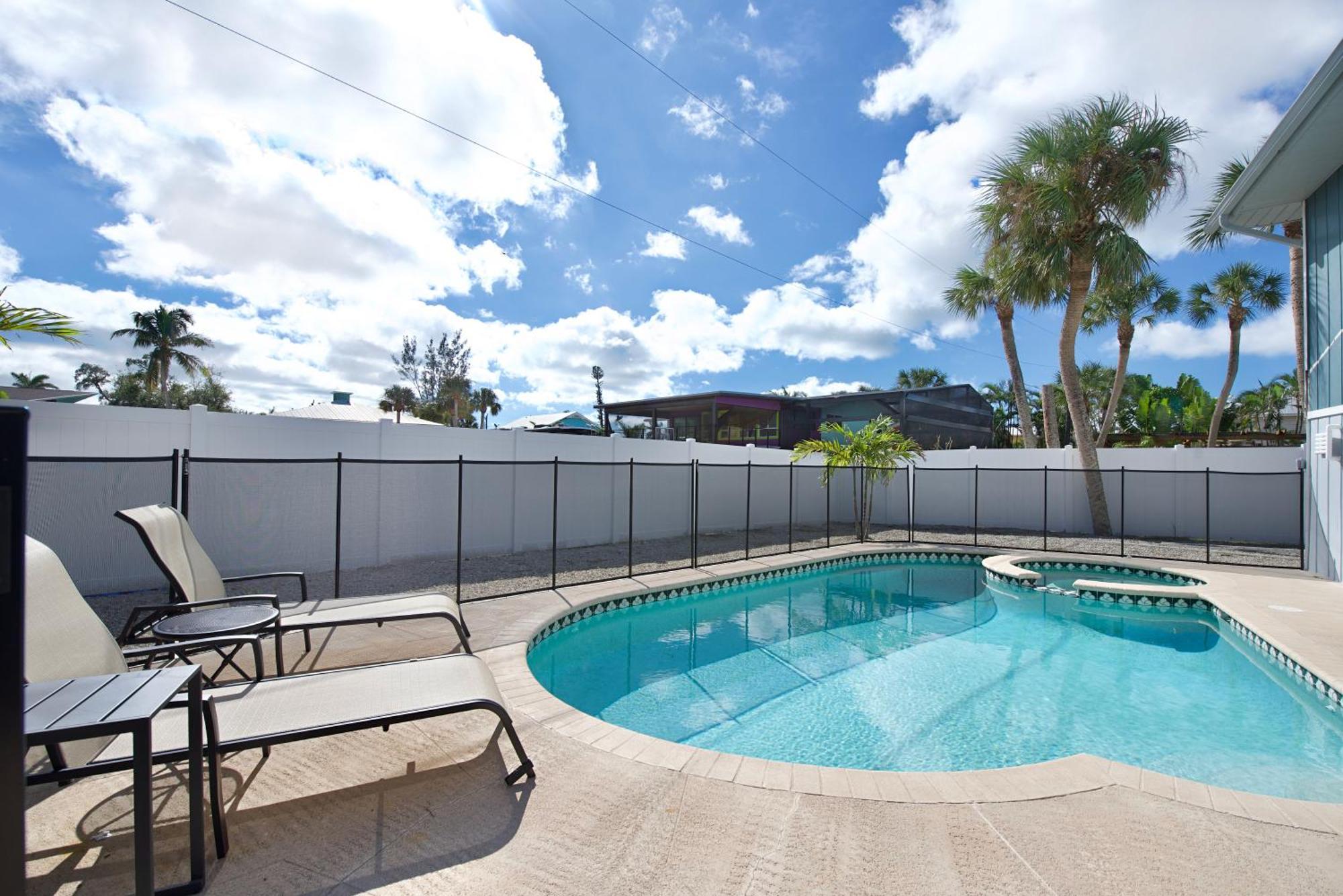 Beach Bungalow 1 By Sun Palace Vacations Fort Myers Beach Exterior photo