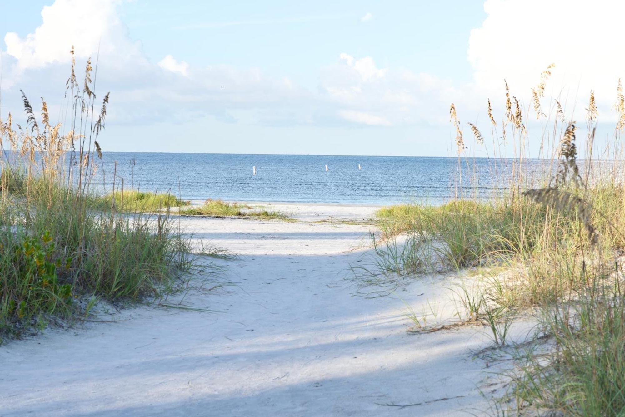 Beach Bungalow 1 By Sun Palace Vacations Fort Myers Beach Exterior photo
